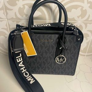 Michael Kors, small satchel crossbody